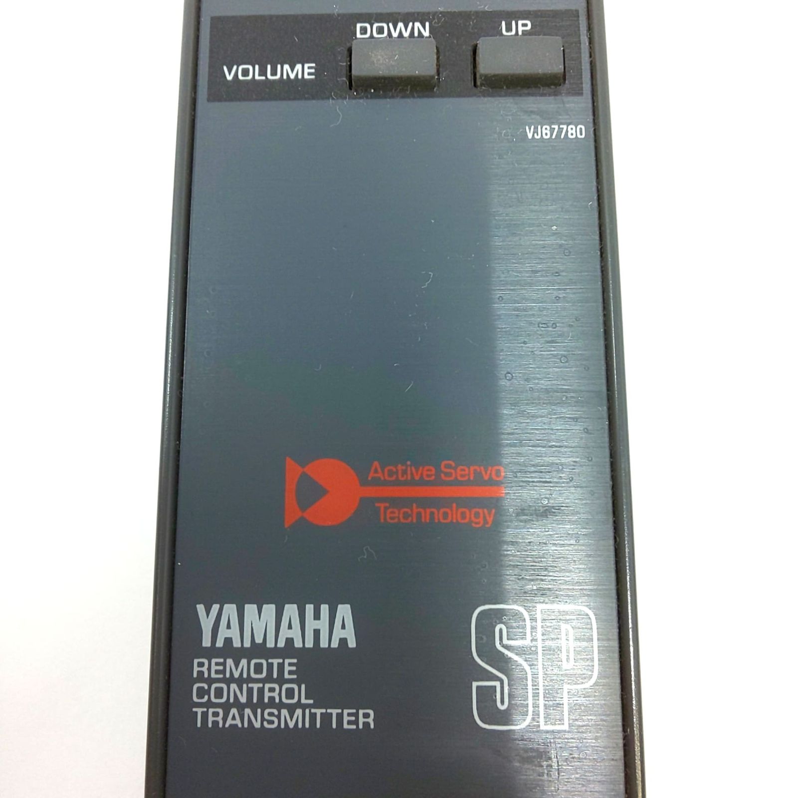 YAMAHA　ヤマハ　 YST-SW1000用リモコン　VJ67780 995C-04 YAMAHA VJ67780 サブウーファー YST-SW1000用 リモコン