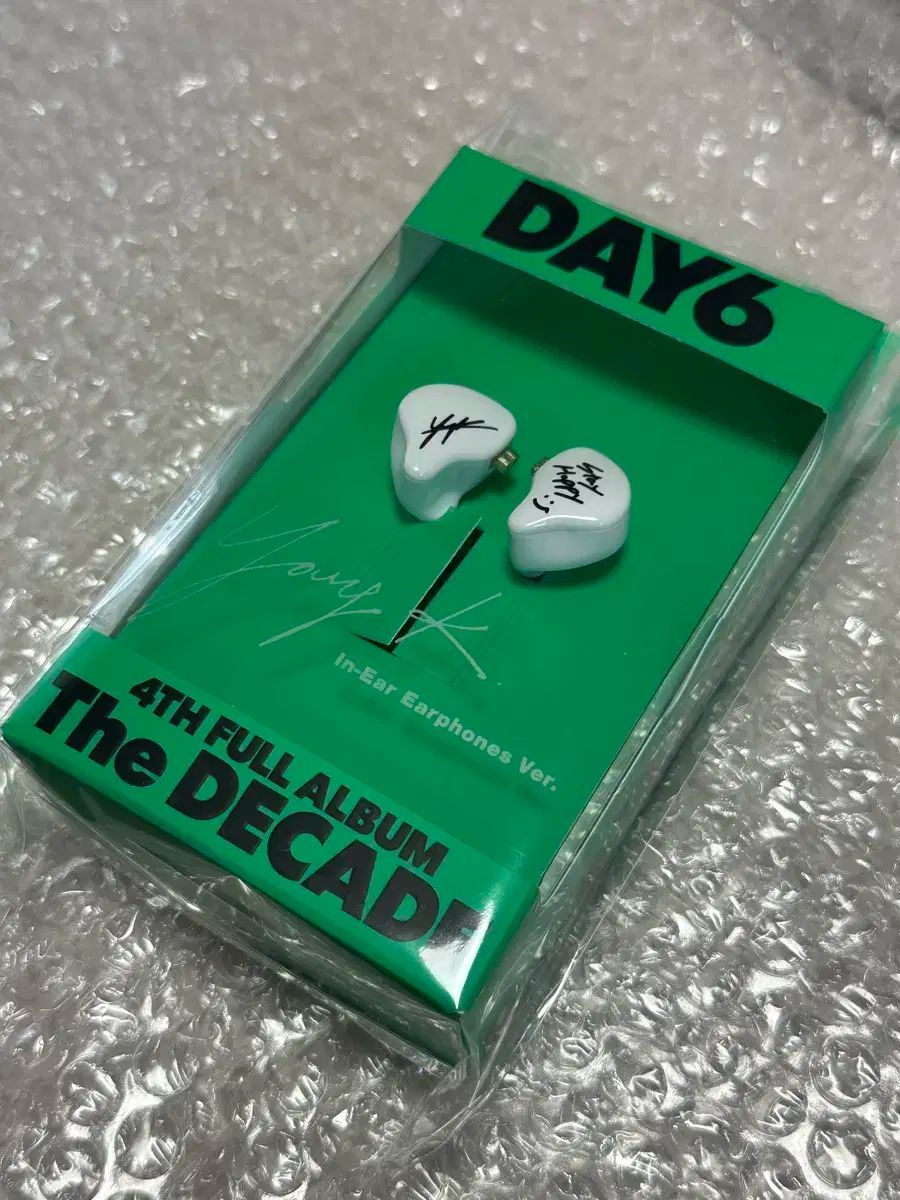 DAY6(デイシックス) The DECADE インイヤーバン ヨンケイ(Young