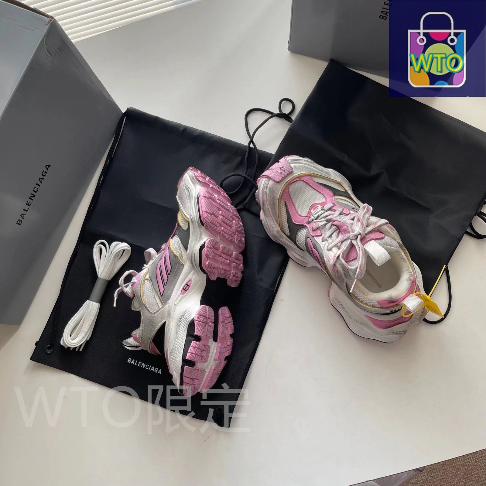 Balenciaga 802600WCGA32090 関税送料込 3024b250002-2a.jpg