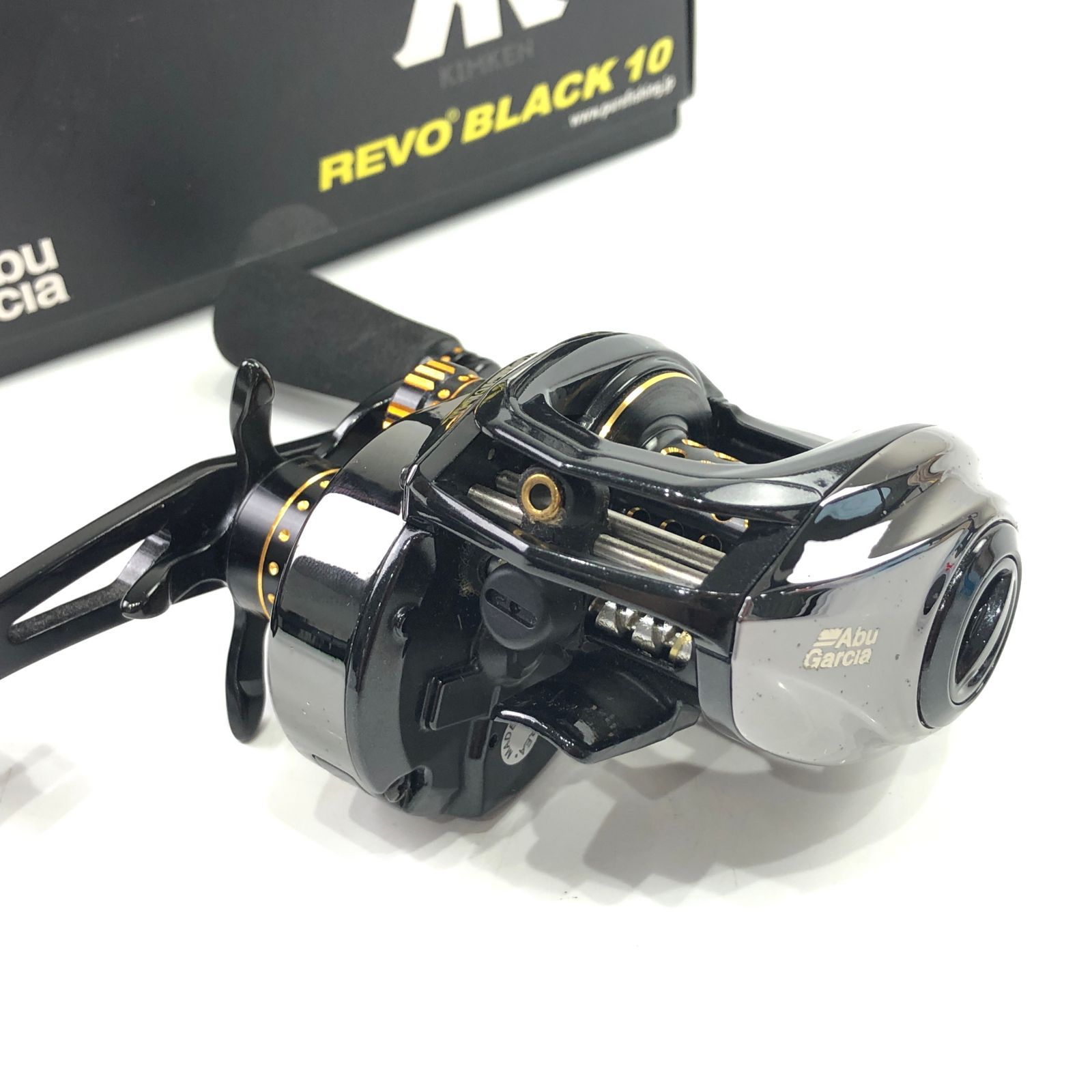 アブガルシア レボ ブラック10 Revo BLACK10 ベイトリール 右巻き 箱 品 | AbuGarca リール 海釣り 川釣り 木村健太 バス釣り
