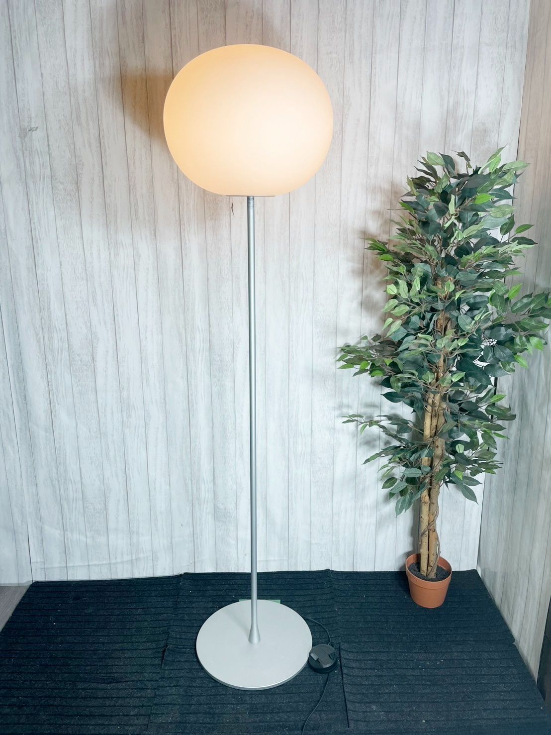 フロアスタンド FLOS GLOBALL F3 GLO-BALL F3 グローボールF3（シルバー）フロアスタンド ｜ FLOS