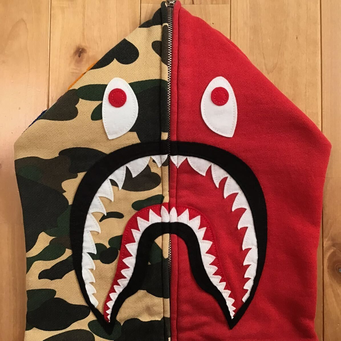 APE APE 青山限定 シャークパーカー サイズM 青山限定 シャーク
