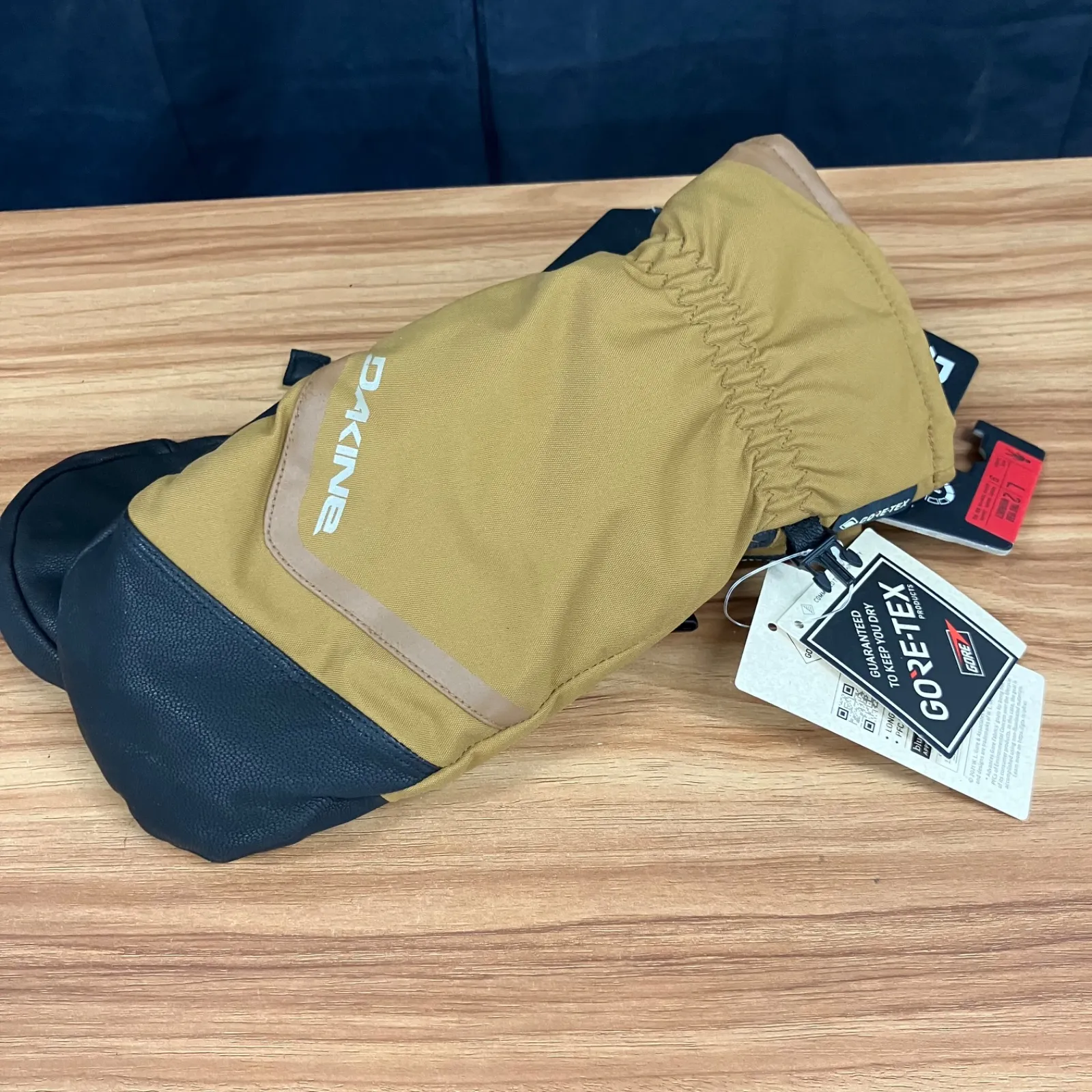 2025年最新】DAKINE スノーボード ウェア(男性用)の人気アイテム