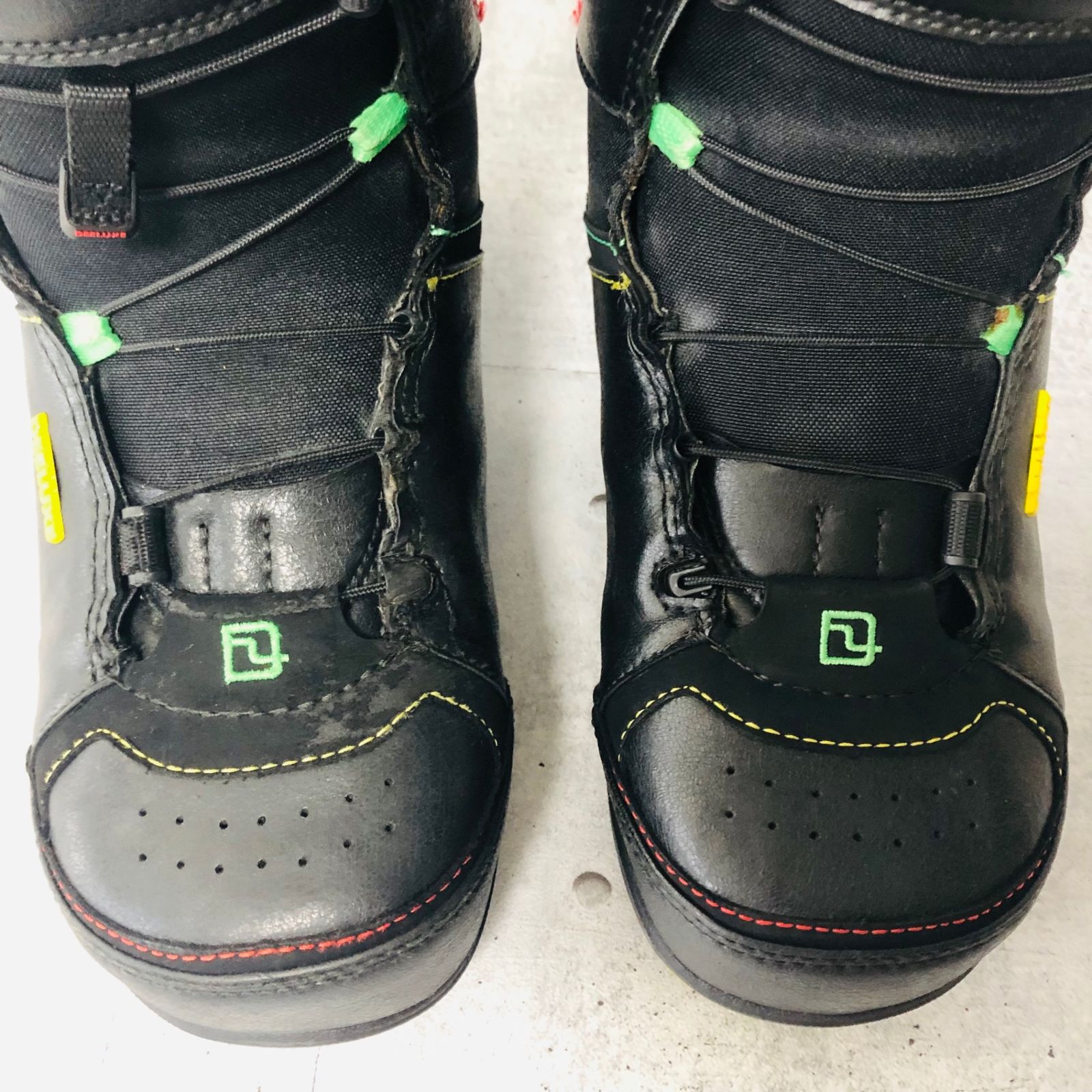 ディーラックス