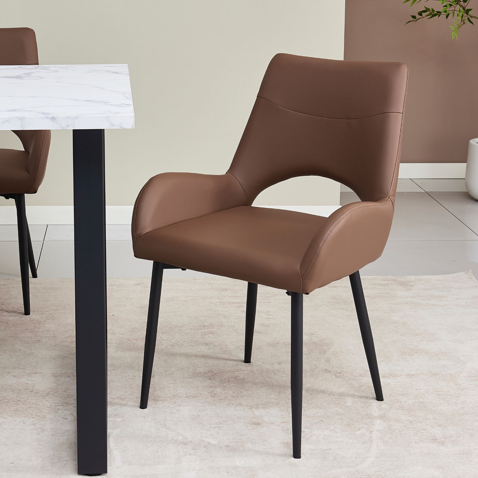 ハーフアーム 椅子