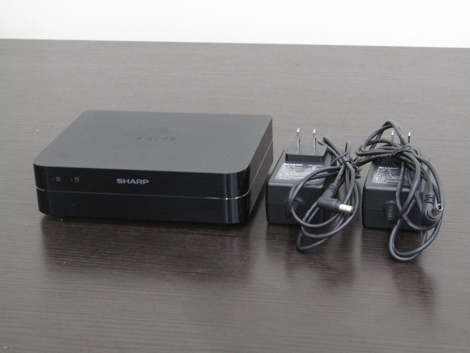  シャープ 16 V型 防水 AQUOSポータブル ワイヤレス液晶TV 2 T C AP 2019年製 タッチパネル式 ポータブルテレビ テレビ本体