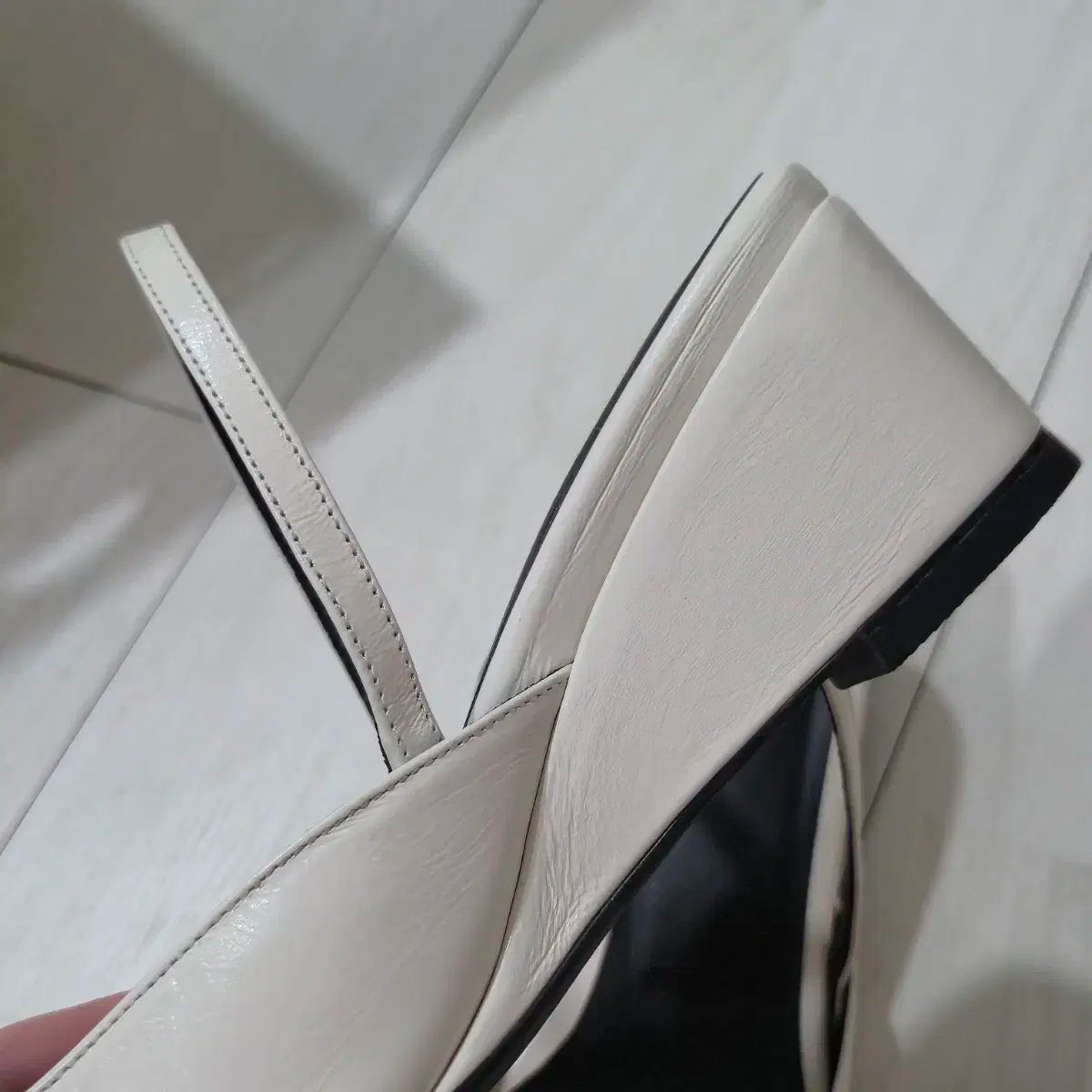 ツイートBP シティー ウェッジ サンダル アイボリー 240