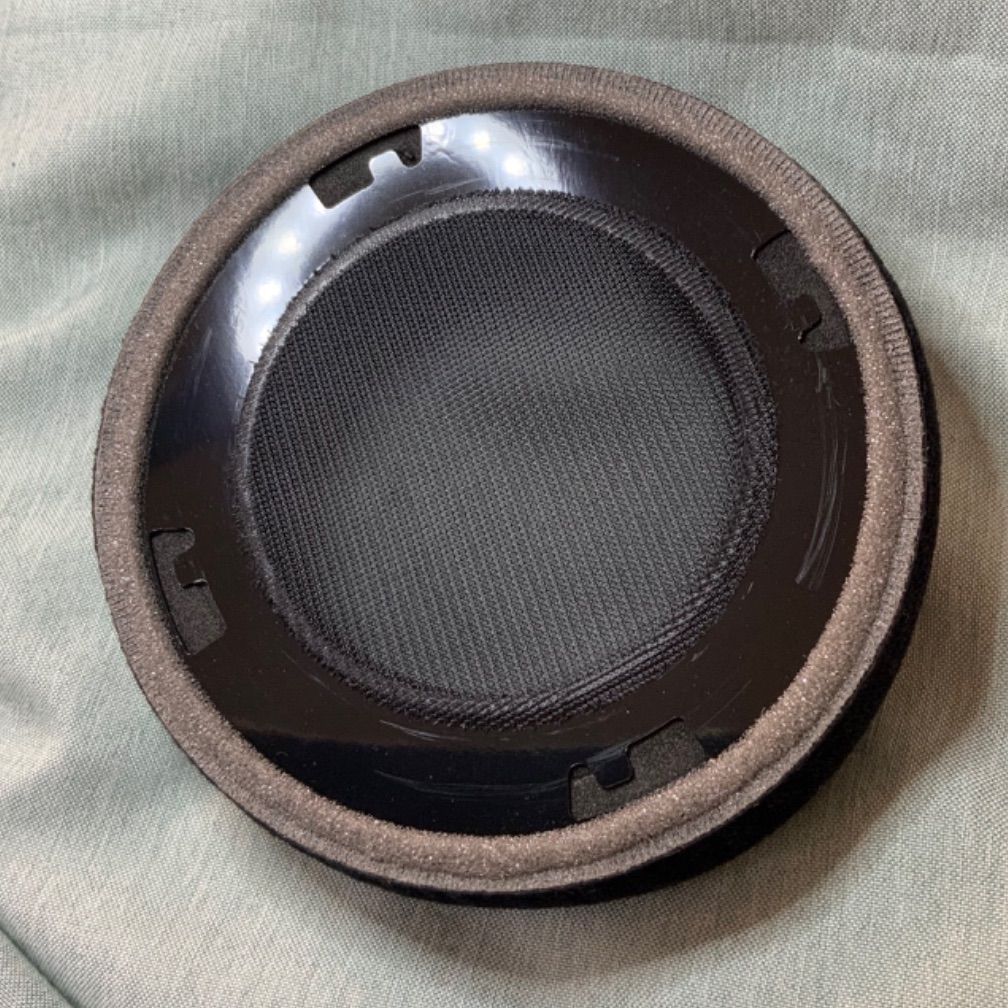AKG K712 K702 65th anniv.交換用純正イヤーパッド 2個 - メルカリ