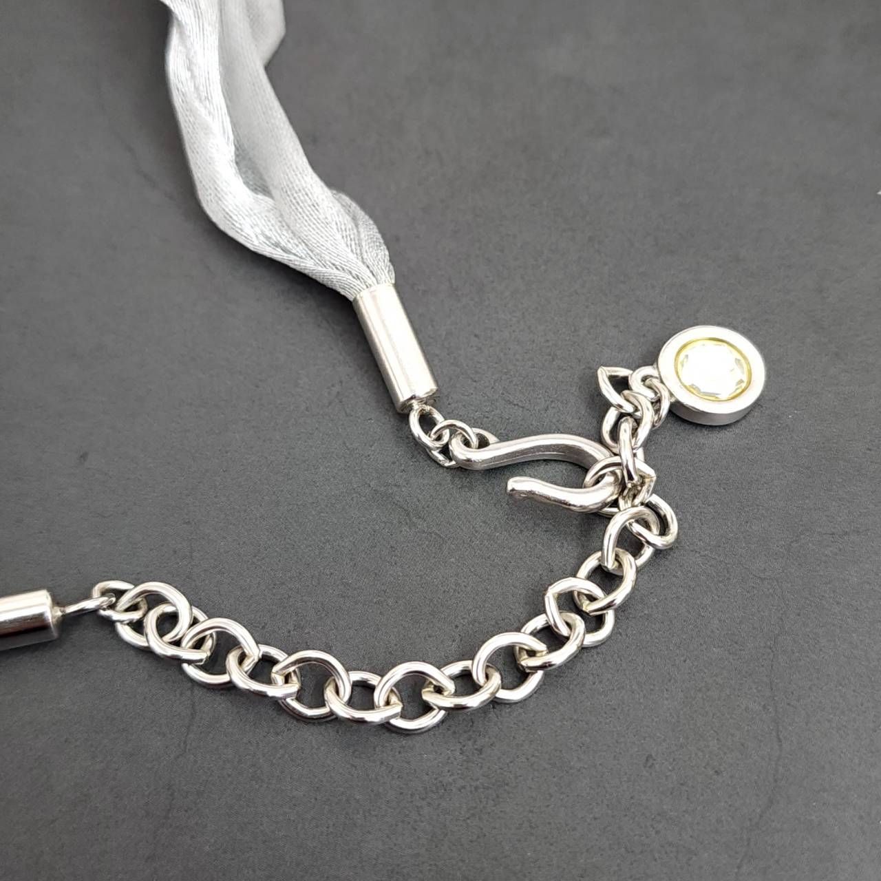 ♯288 GIVENCHY ネックレス リボンモチーフ ジュエリーヴィンテージ 楽天市場】【中古】 ジバンシー ネックレス リボン ロゴ