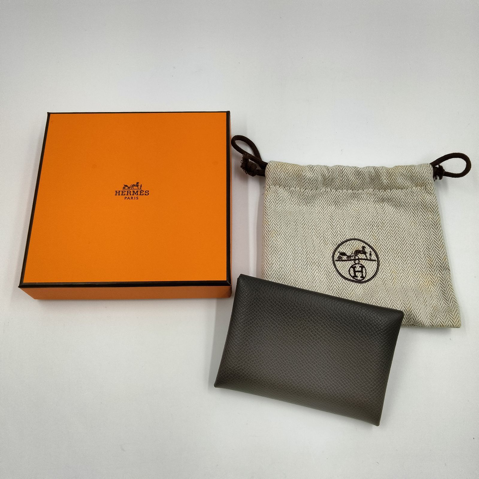 レビュー】エルメス 「カルヴィ デュオ」/ HERMES 「Calvi Duo