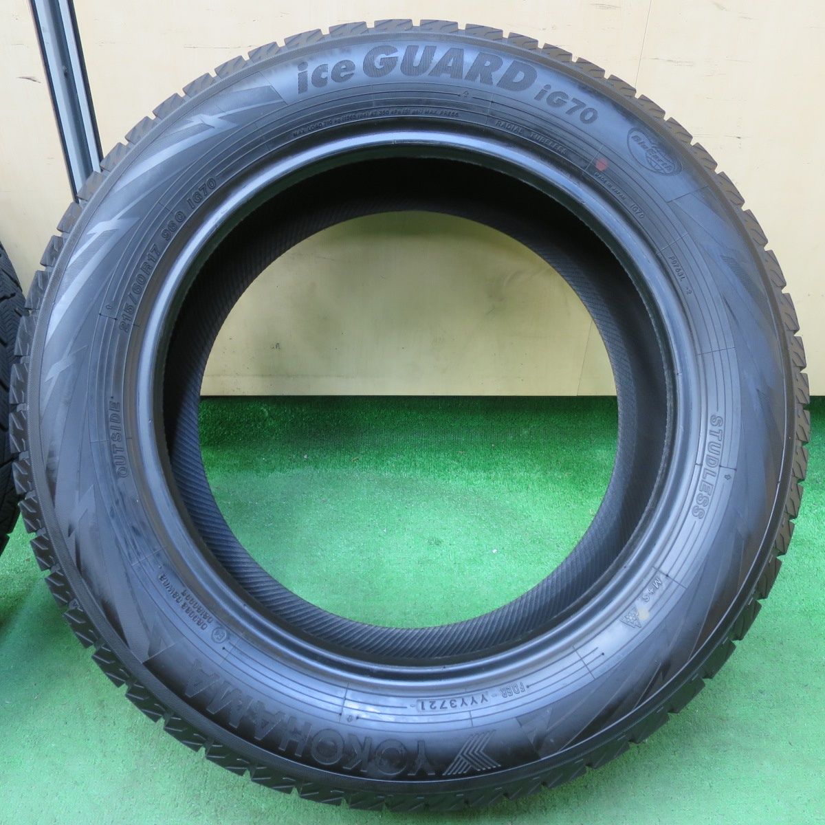 バリ溝【2018年製】215/65/16 冬タイヤ4本セット