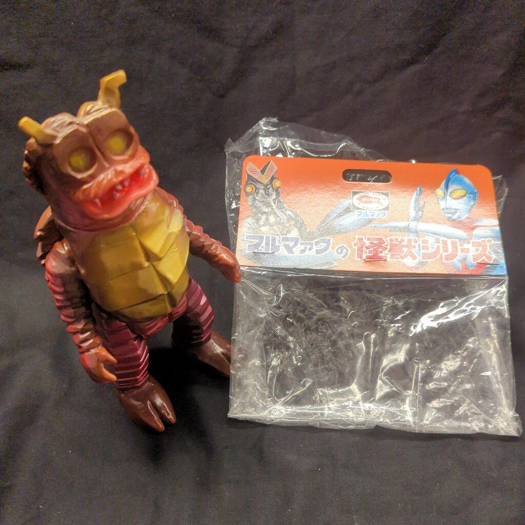 ブルマァク 怪獣シリーズ ウルトラマン キーラ ブラウン包み塗装 肌色成型 メタ赤 金