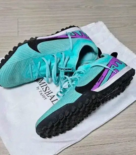 NIKE(ナイキ) マーキュリアル Vapor (ヴェイパー) 15tf 275