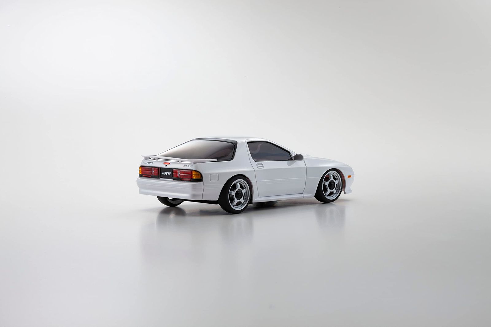 ミニッツ awd FC3S 京商 ミニッツ マツダサバンナRX7 FC35（エアロ