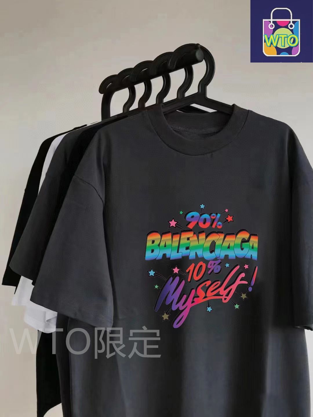 ロゴプリントが特徴です