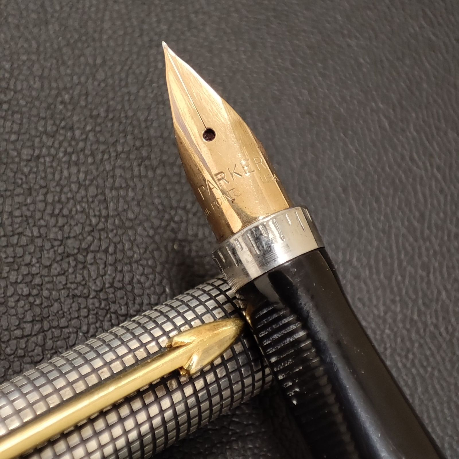 パーカー 万年筆 ペン先 14金 スターリングシルバー 1003-S4427h PARKER パーカー スターリングシルバー 万年筆 USA製 ペン先14K