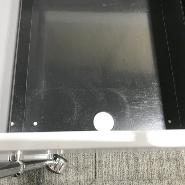 エス