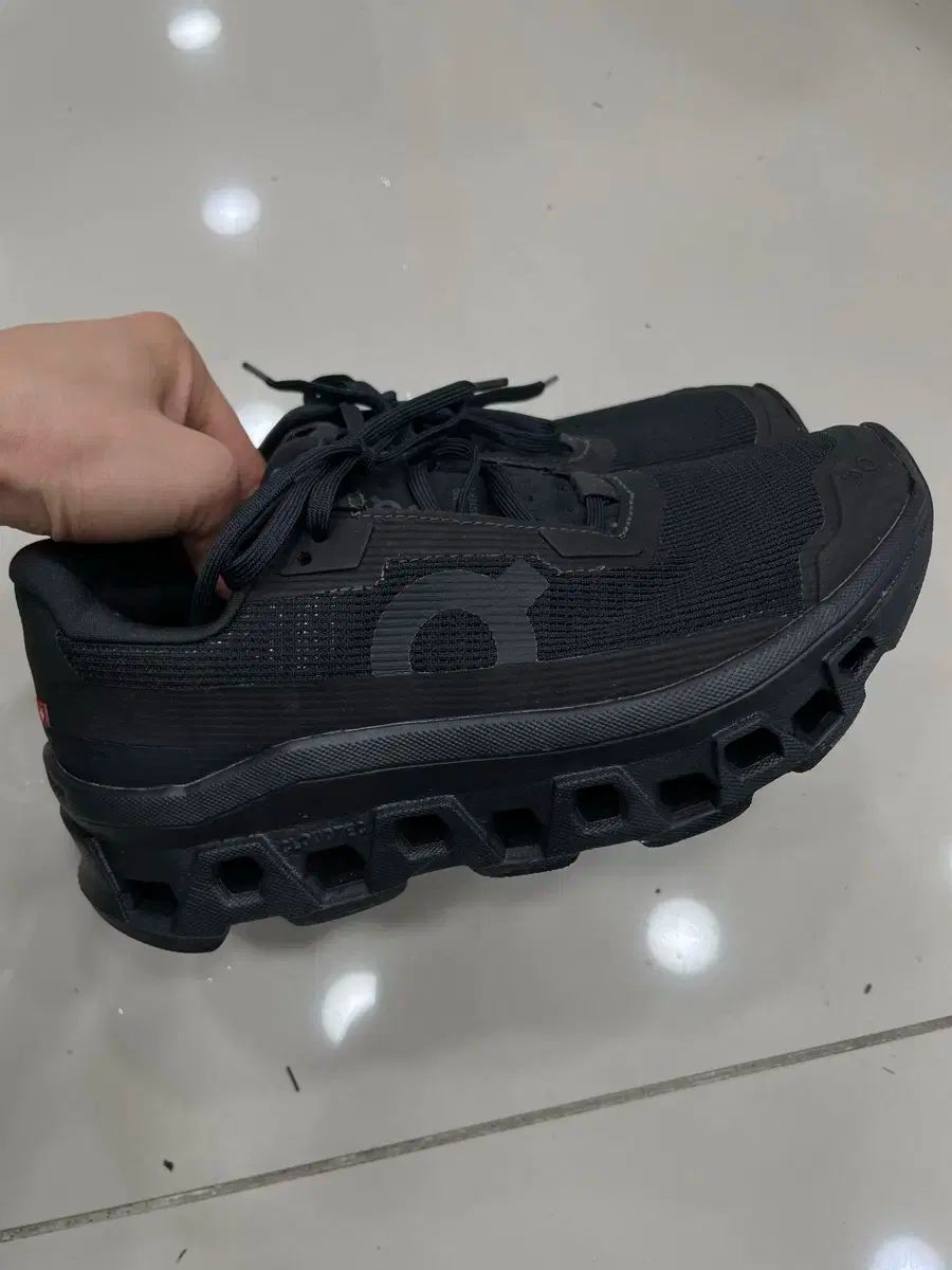 単ランニング クラウドMONSTER ボイド 230