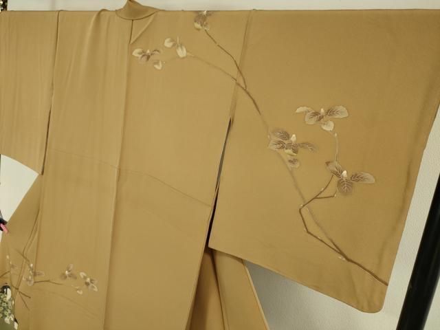 平和屋本店□極上 十日町友禅作家 関口遼一 訪問着 童子遊び 黄土色地