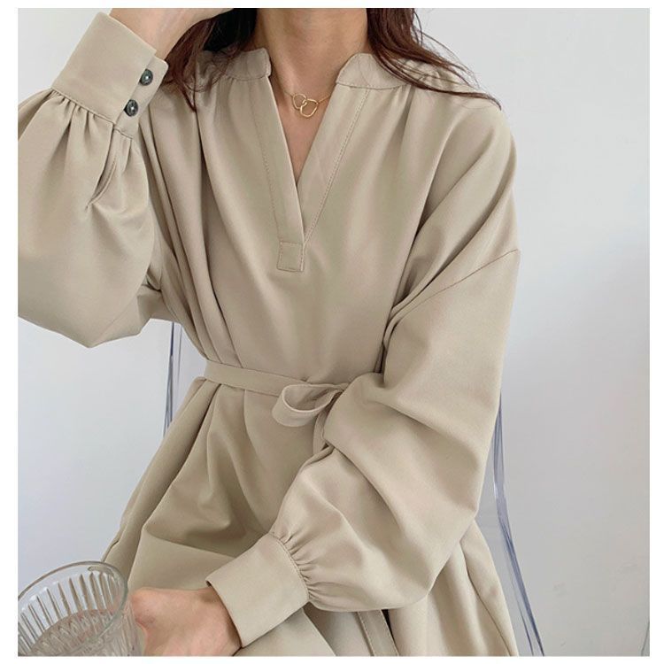 シフォンワンピース