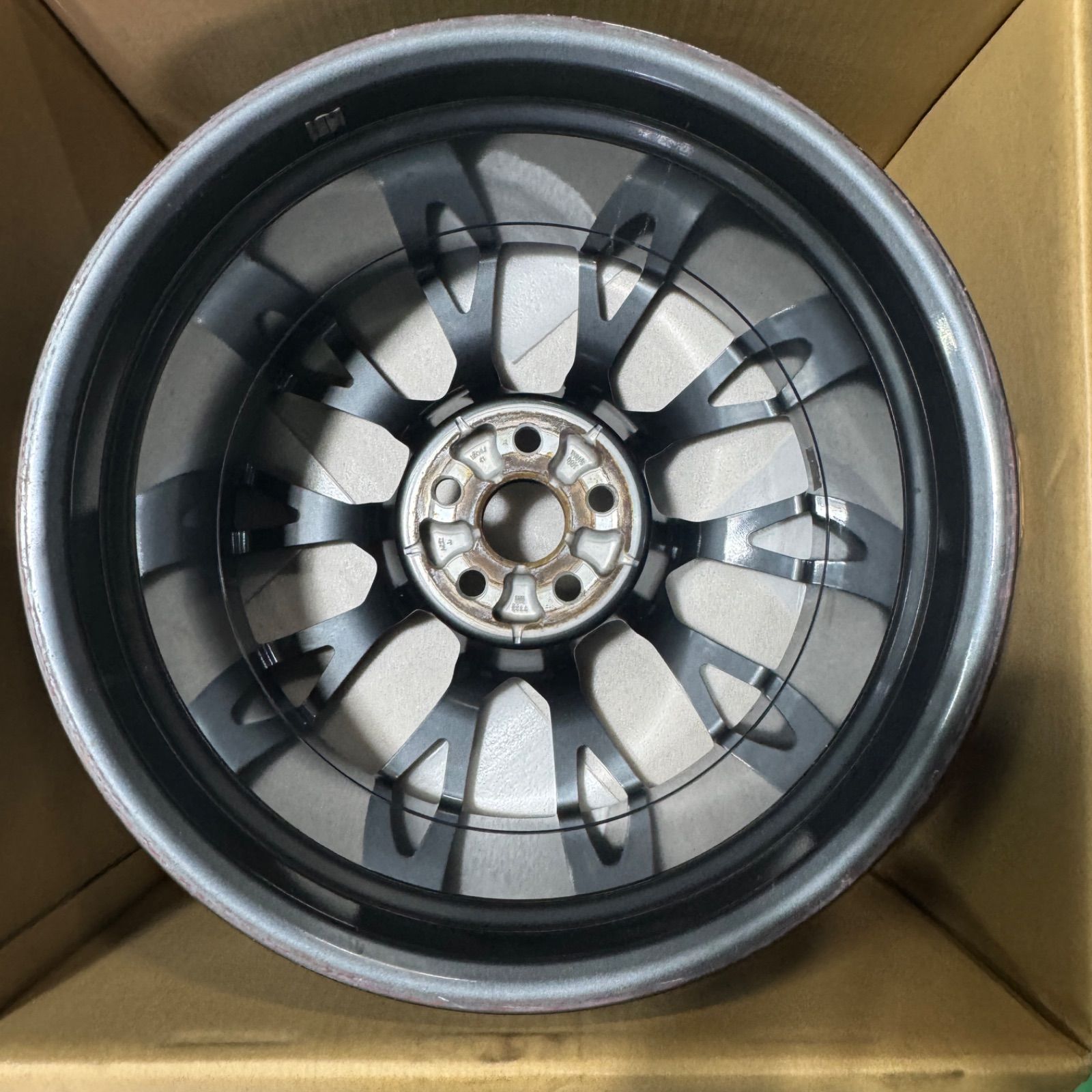 1本 リア 希少 純正 レクサス GS-F 純正 19インチ 10j +41