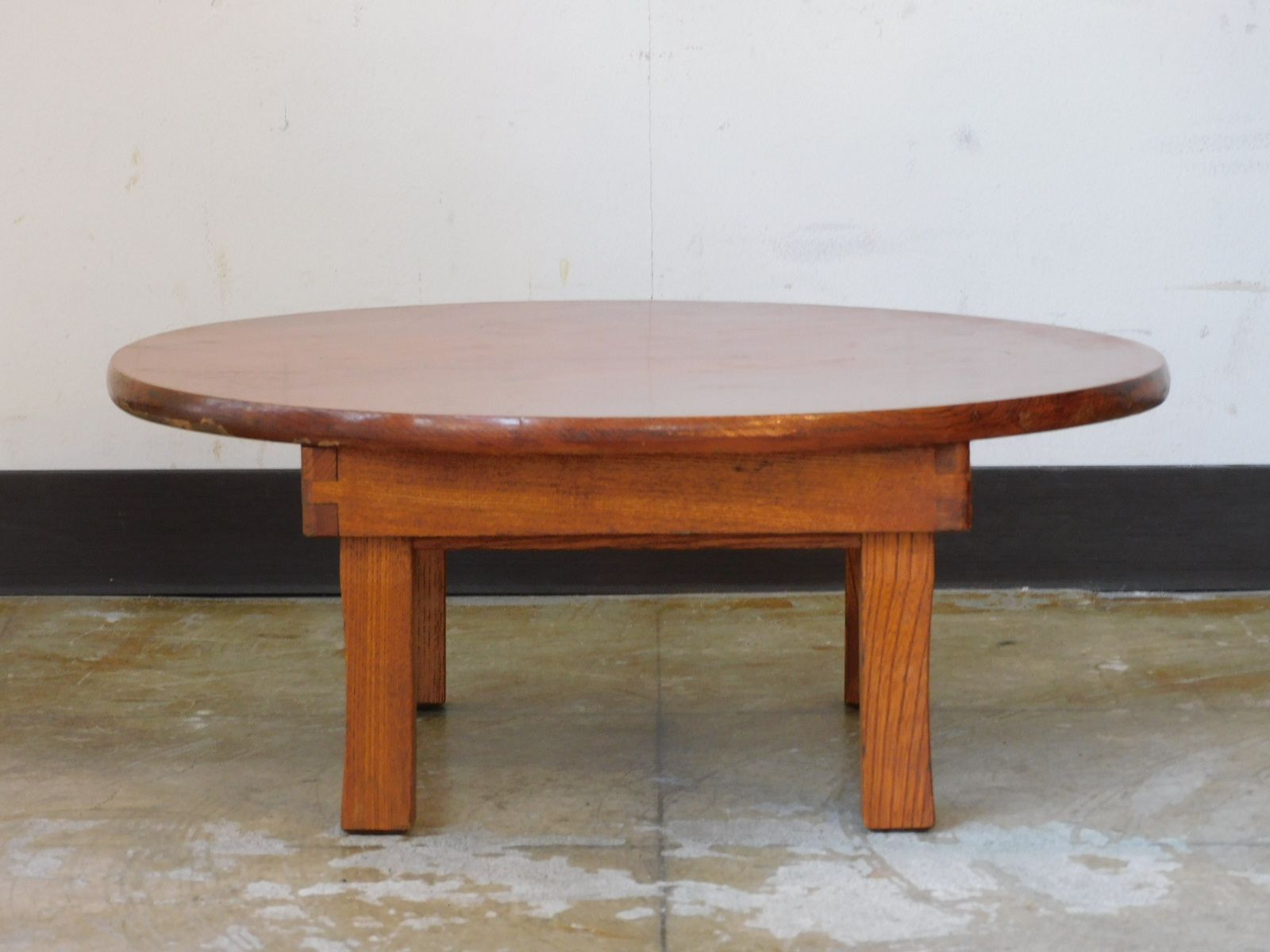 雛道具 金蒔絵 木製 ミニ火鉢 唐草模様 アンティーク 御殿火鉢