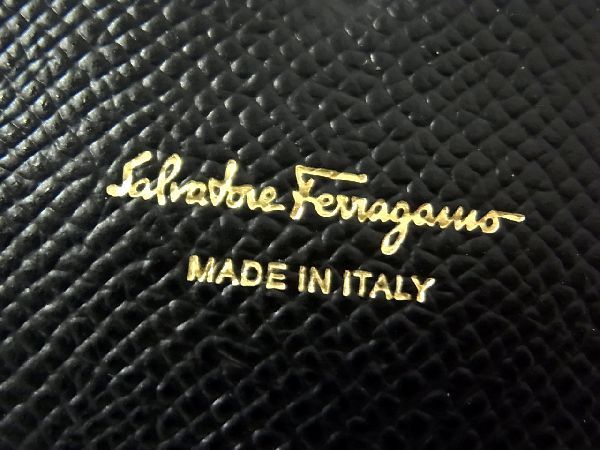 □新品□未使用□Salvatore Ferragamo フェラガモ ダブルガンチーニ