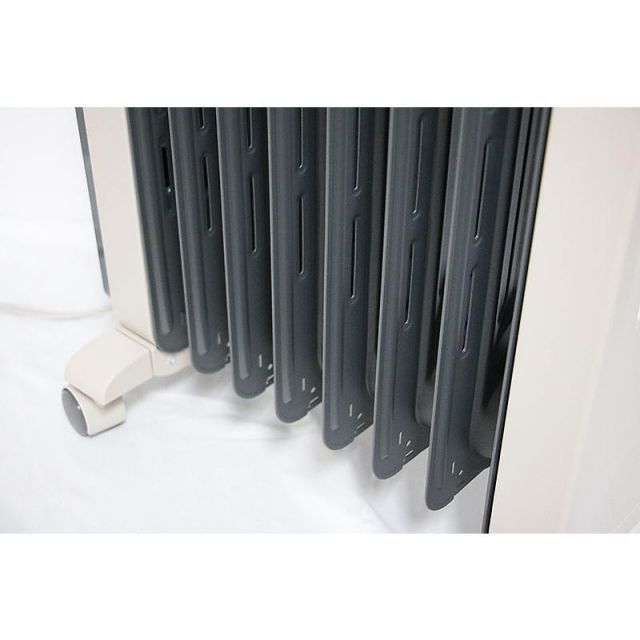 デロンギ オイルヒーター ヴェルティカルドRHJ21F0812GY 美品 楽天市場】【レンタル】DeLonghi ヴェルティカルド オイルヒーター