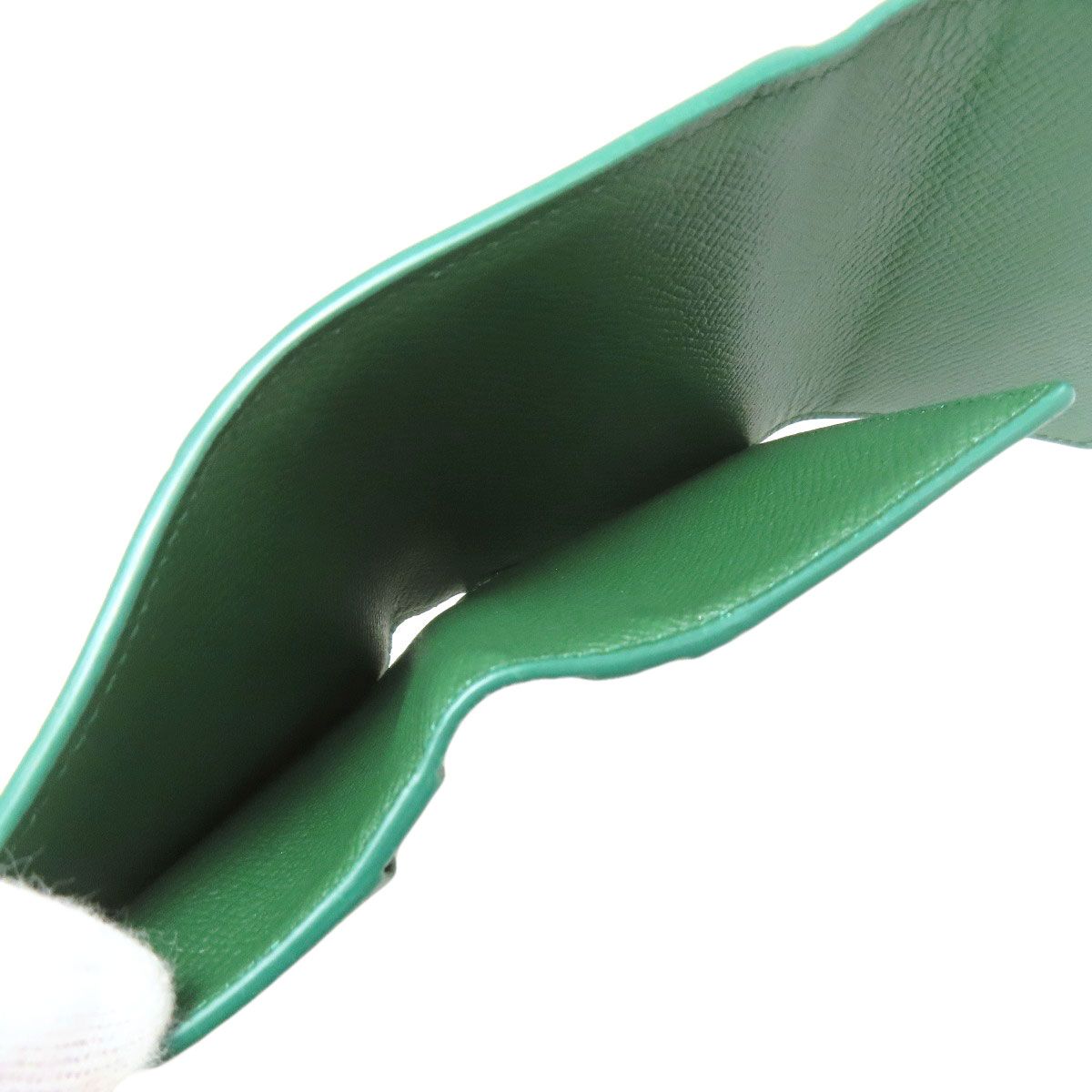 サルヴァトーレフェラガモ ガンチーニ金具