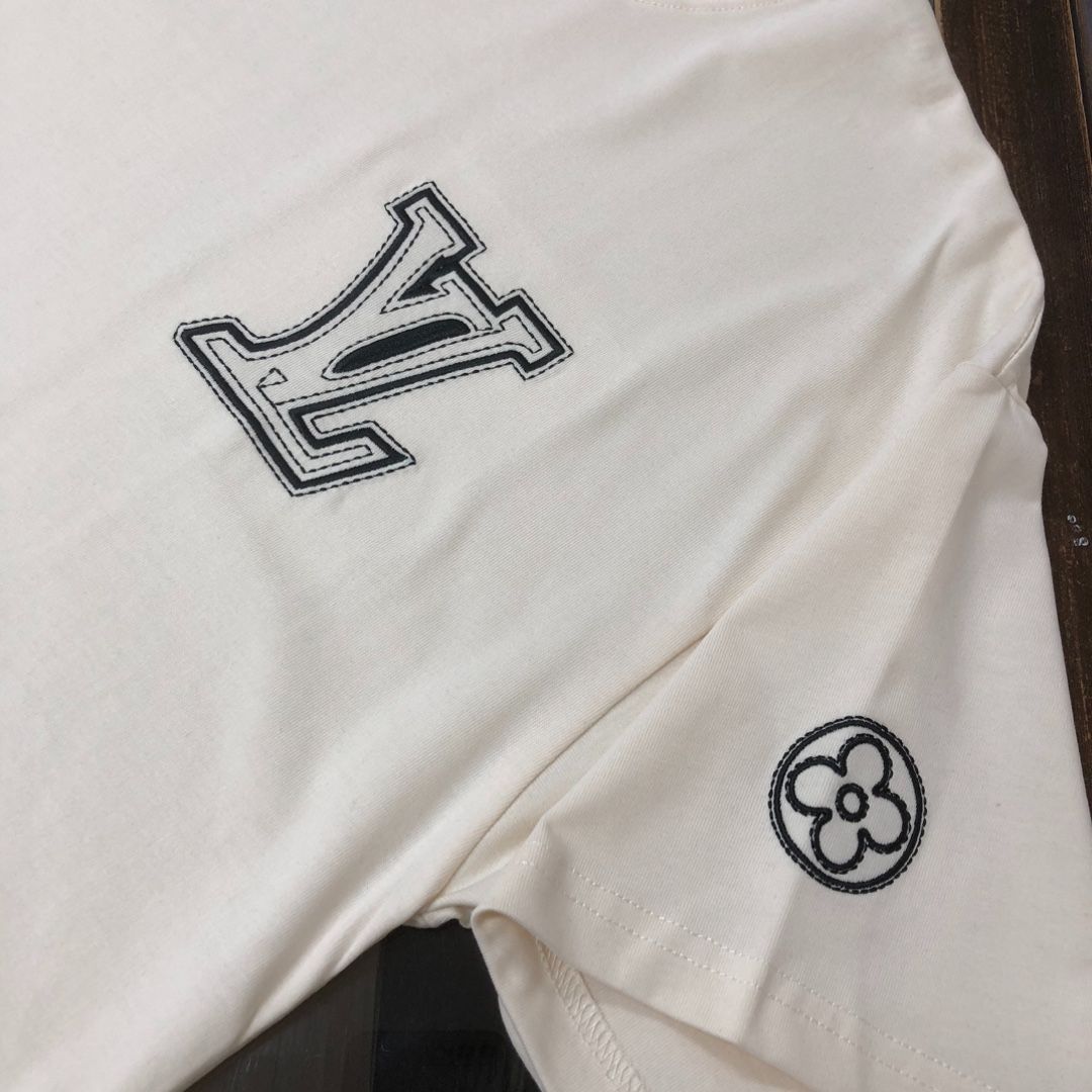 今日特価】Louis Vuitton 25SS ユニセックス ブランド刺繍ロゴ T