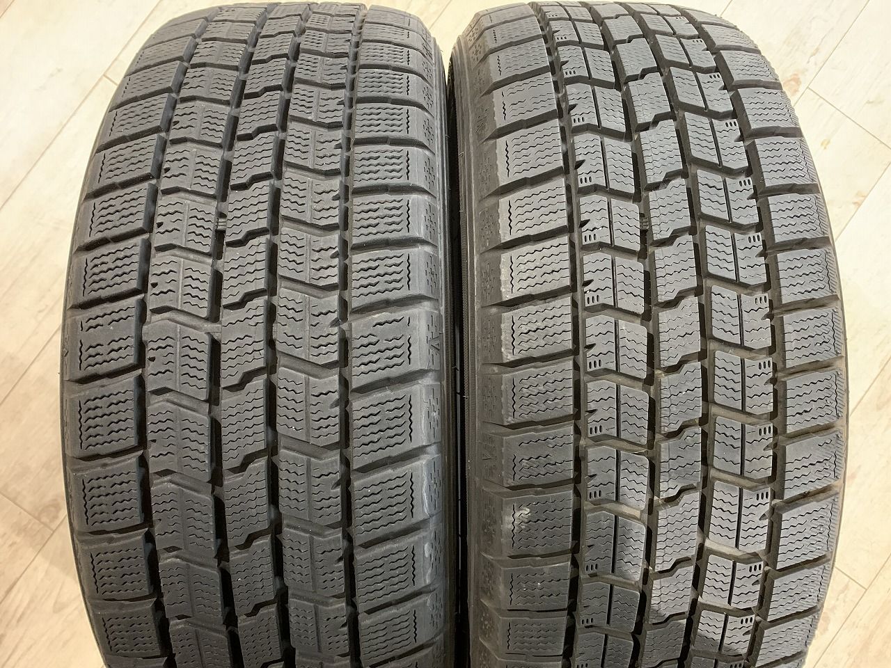 【2406019】スタッドレス GOODYEAR ICE NAVI 7 195/50R16 2020年 6mm 7.5mm アクア ヴィッツ ヤリス キューブ フィット マーチ ノート スイフト ロードスター 等