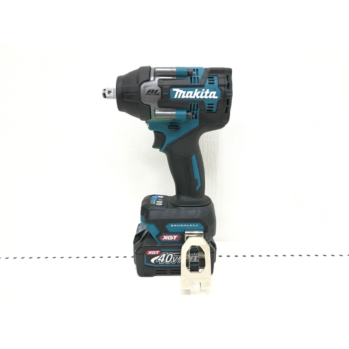 ▽▽MAKITA マキタ インパクトレンチ コードレス式 40v 未使用品 TW007  