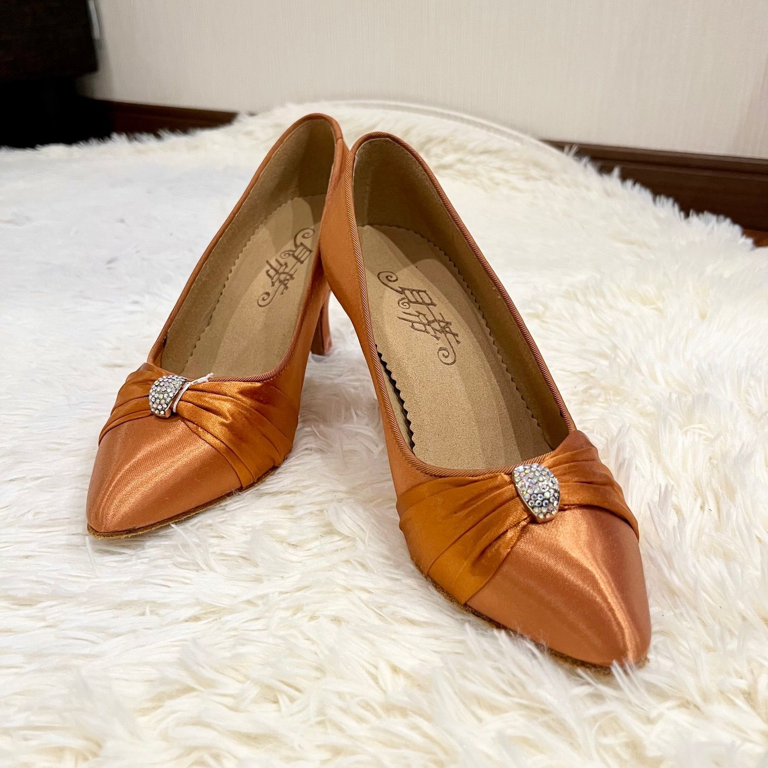 社交ダンス 女性 ダンスシューズ モダン サテン 23.0ｃｍ げ不可