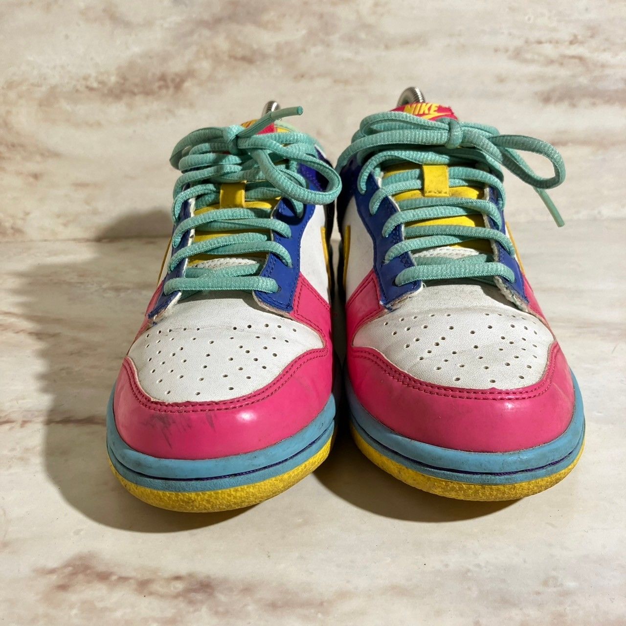 個性派』NIKE ナイキ DUNK LOW GS スニーカー サイドロゴ スウィッシュ 