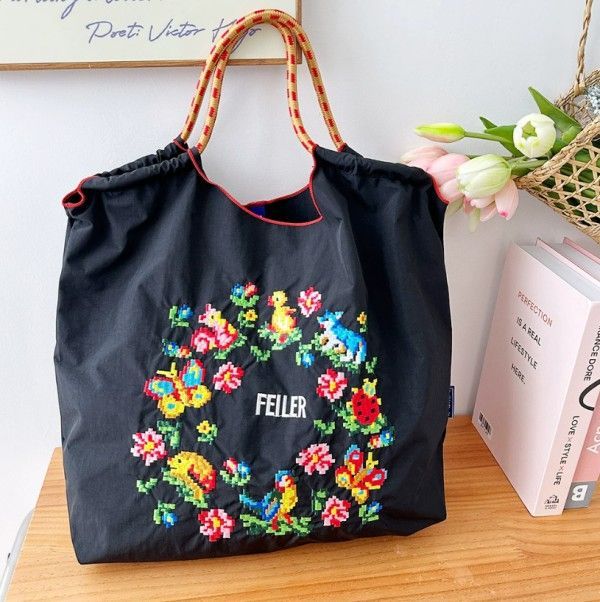 エコバッグ　刺繍　グレー　アヒル柄　新品未使用　匿名配送 新品 レディース ボールアンドチェーン エコバッグ M フェイラー