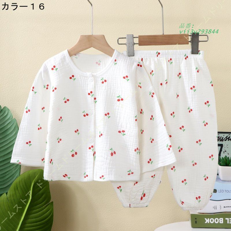 子供服 薄手のシャツ