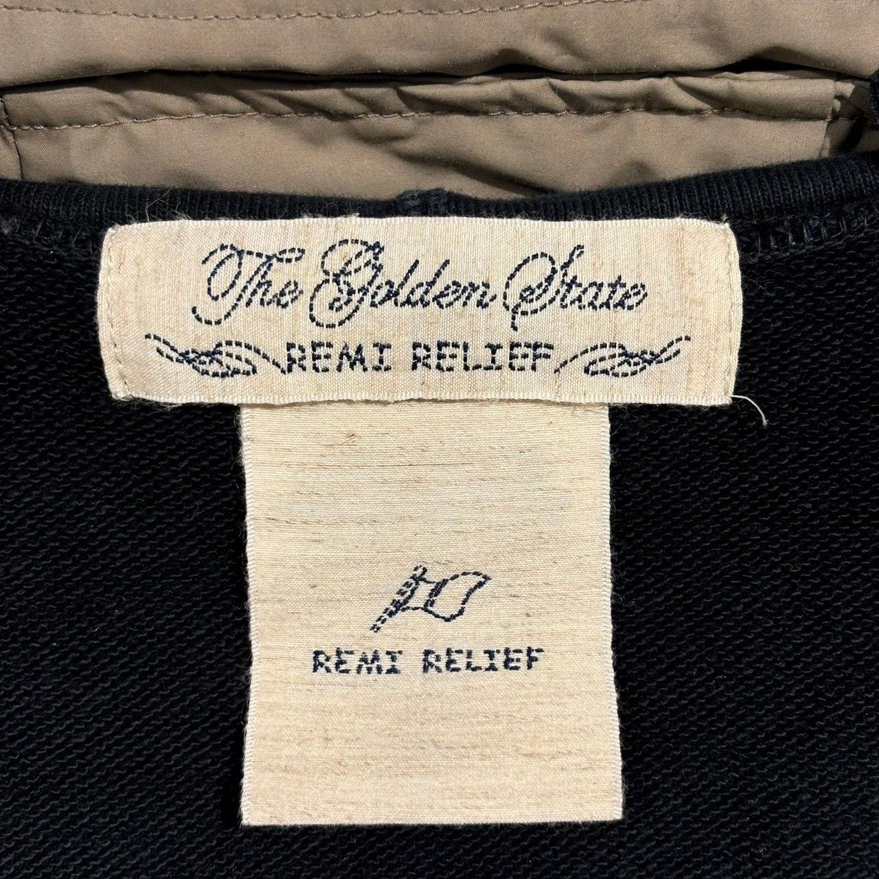 REMI RELIEF (レミレリーフ) DOWN FOODY PARKA BLACK Muse