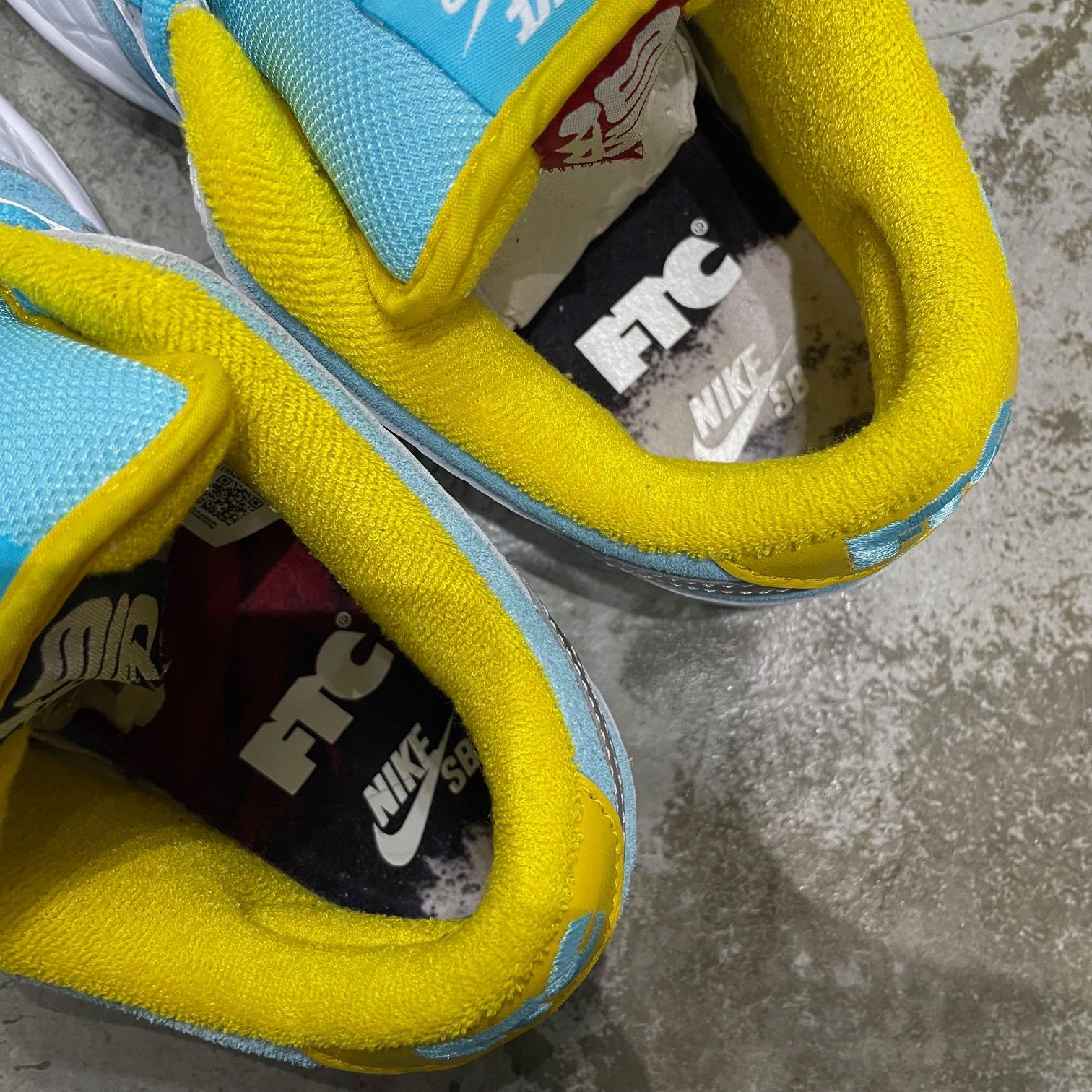 FTC Nike SB Dunk Low DH7687-400 コラボ 銭湯 ダンク スニーカー 
