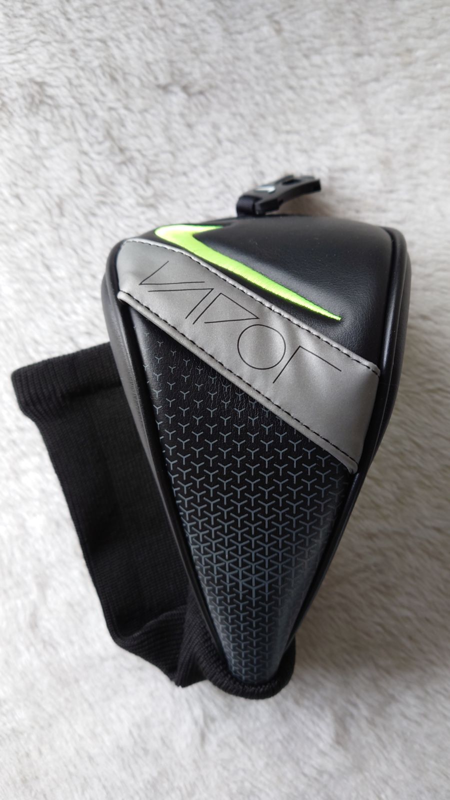 新品未使用 NIKE Vepor fairwaywood 用メーカー純正ヘッドカバー　ナイキ ヴェイパースピード フェアウェイウッド用メーカー純正ヘッドカバー