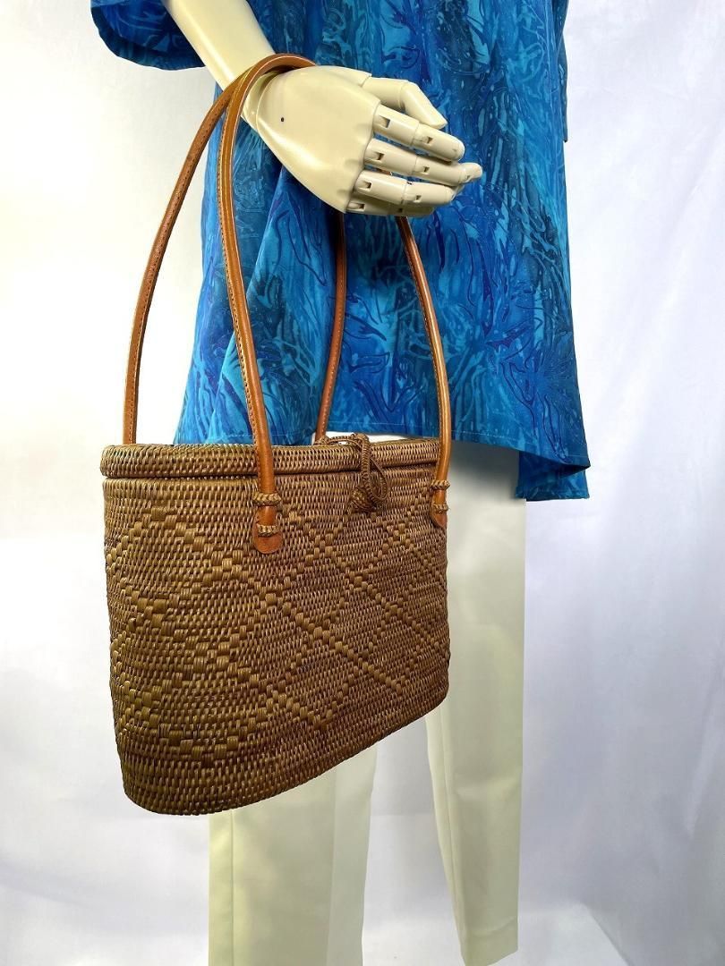 2025年最新】イタヤ細工の人気アイテム - メルカリ 大きな山葡萄かご