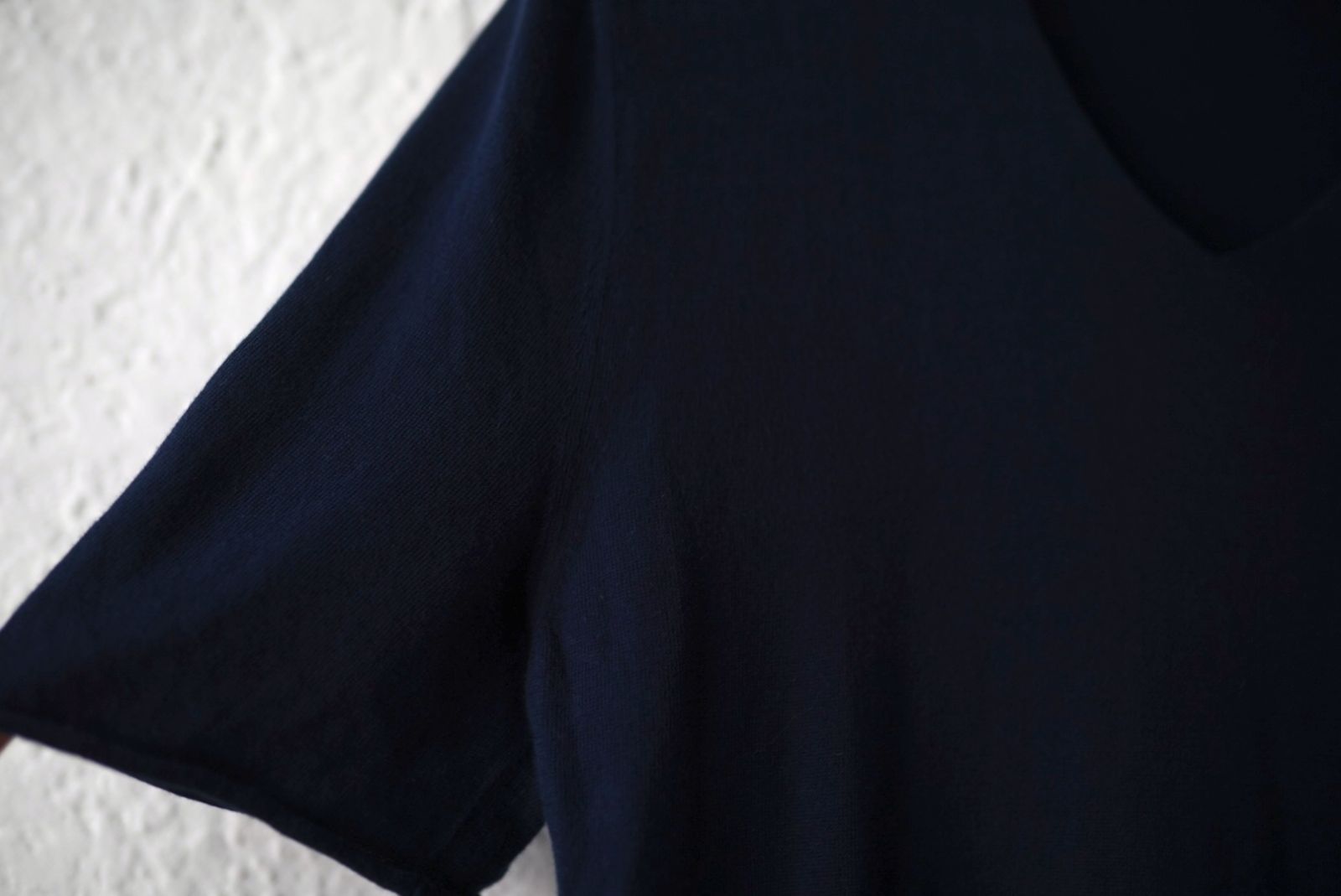 Vネック半袖ニットソー Tシャツ / LABEL UNDER CONSTRUCTION(レーベル