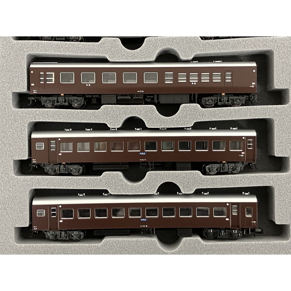 KATO 10−1422 特急「かもめ」中期編成 6両基本セット KATO 特急「かもめ」中期編成 6両基本セット 入線‼️ (品番10-1422