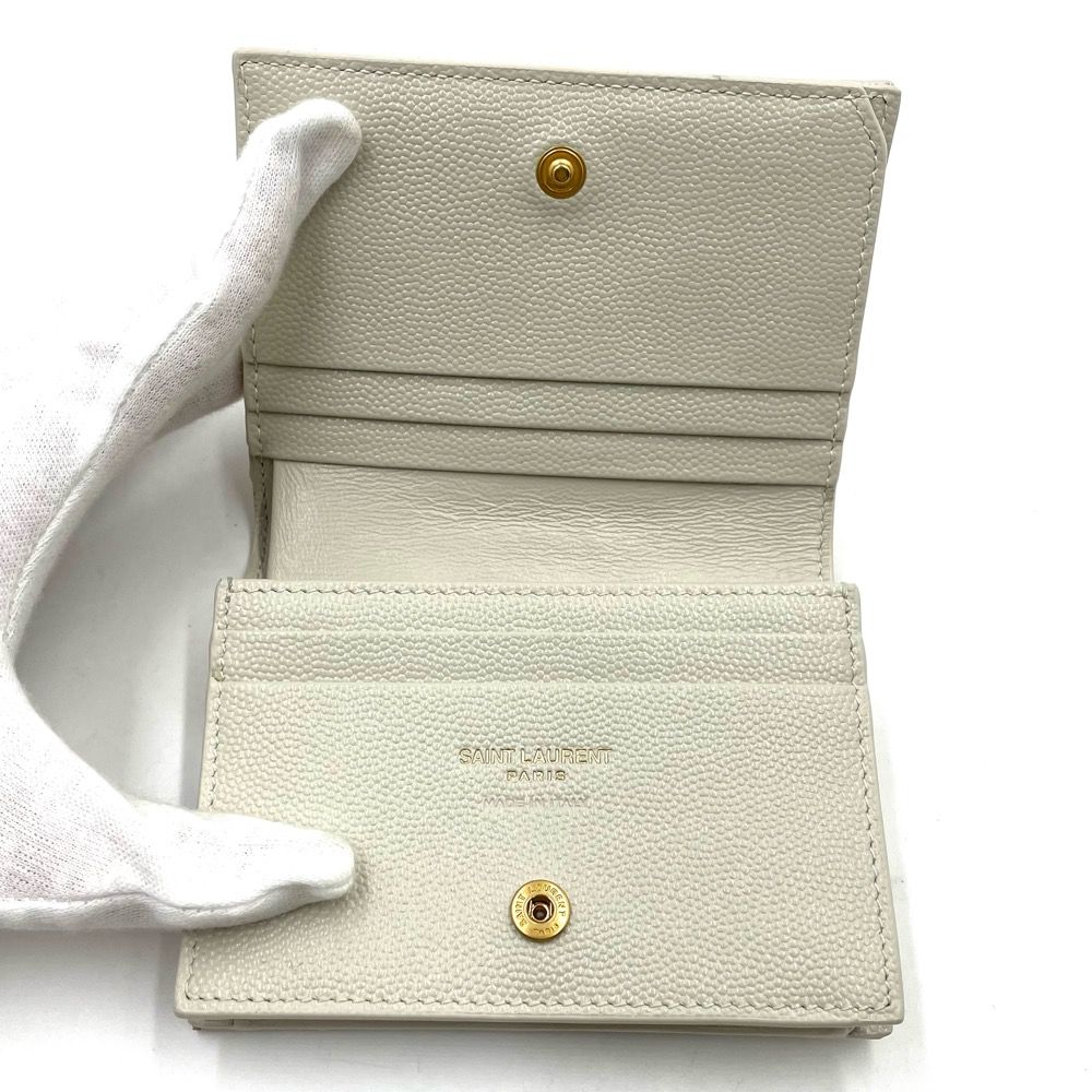 YSL ホワイトキルティング二つ折り財布