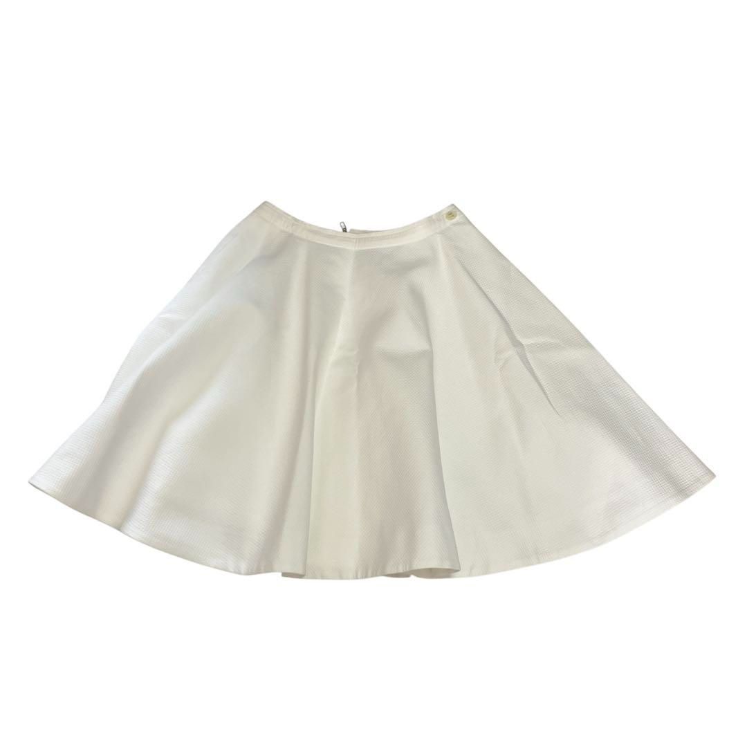 ★美品★FOXEY★フレアー スカート★40★ホワイト★ FOXEY フォクシー フレアスカート 白 ホワイト サイズ40 上品