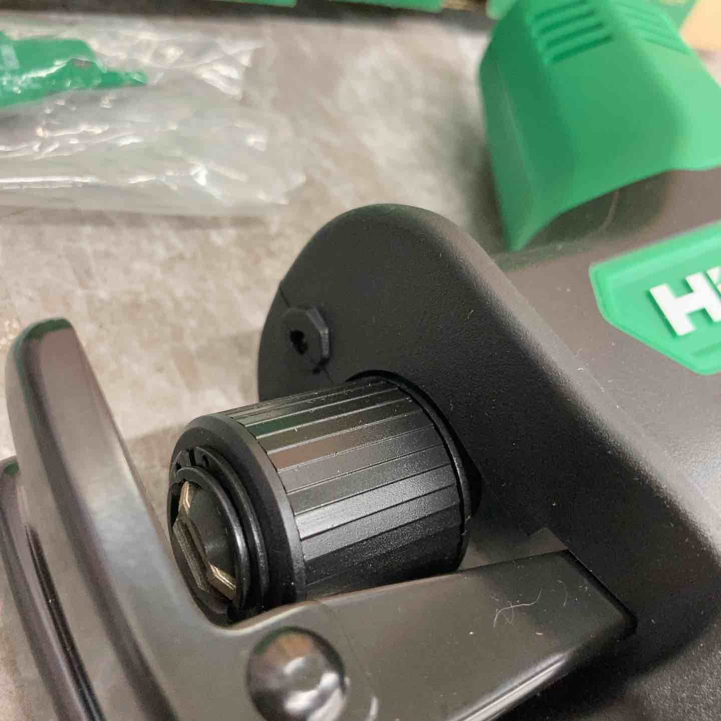 ハイコーキ HIKOKI 旧 日立工機 コードレスセーバーソー CR18DA NN 八潮店