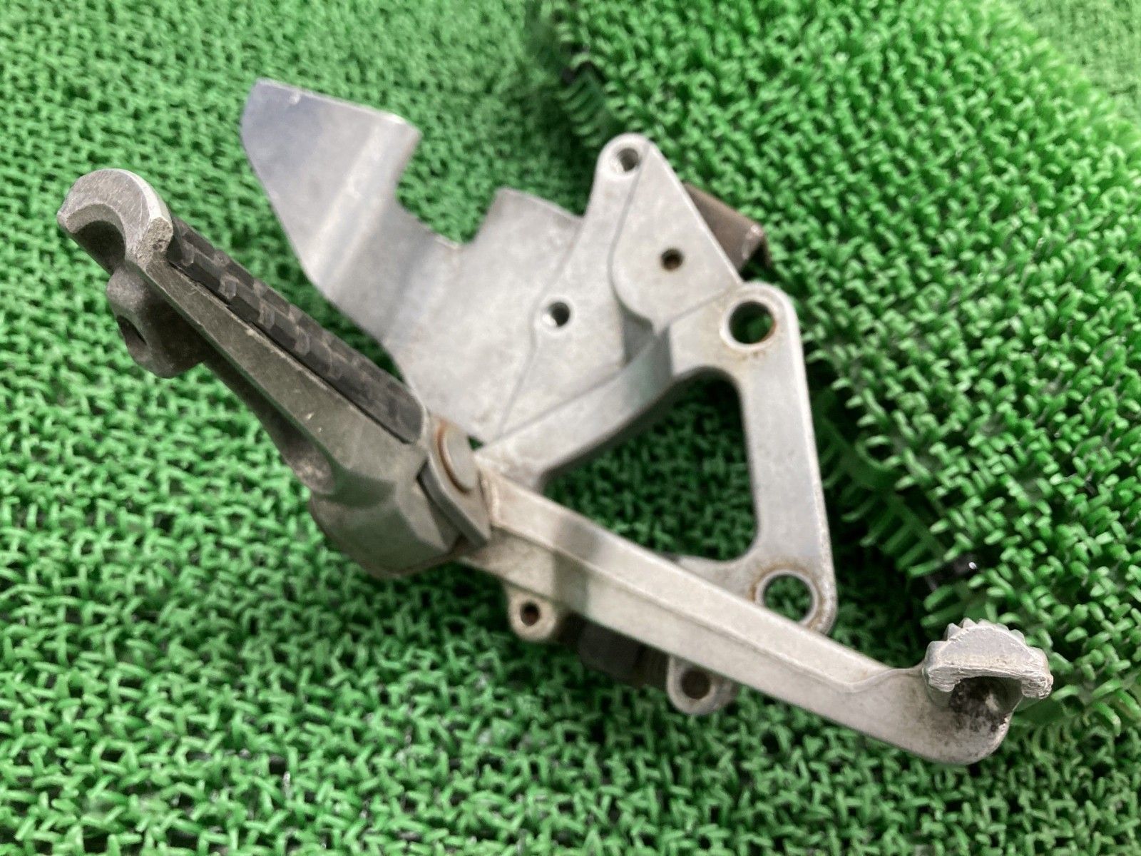 ZXR250 ステップ 右 35011-1488 カワサキ 純正 ZX250A メインステップ ブレーキペダル ペイント素材に 曲がり無し mK