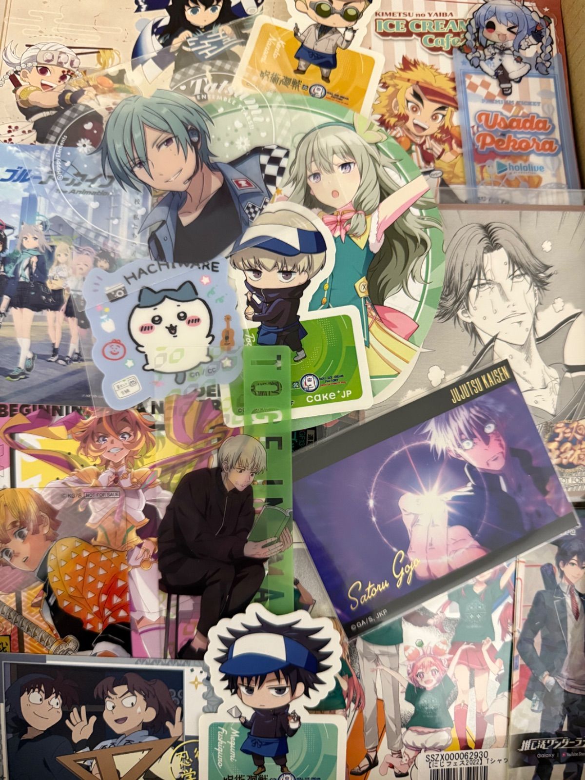 アニメ　漫画　ゲーム　キャラクター　紙類　カード類　まとめ売り　大量 アニメ キャラクター 漫画 紙類 1000枚以上 大量 まとめ売り