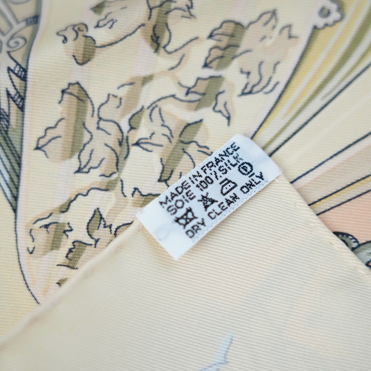 中古・VINTAGE】 HERMES エルメス カレ90 アトランティス大陸 スカーフ