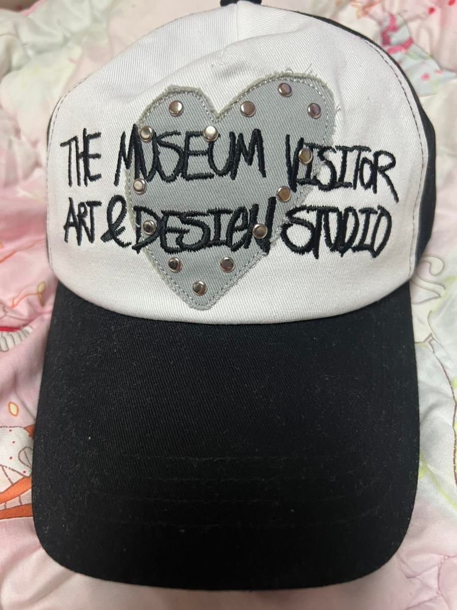 THE MUSEUM VISITOR キャップ　ライリーちゃん愛用ブランド THE MUSEUM VISITOR キャップライリーちゃん愛用ブランド