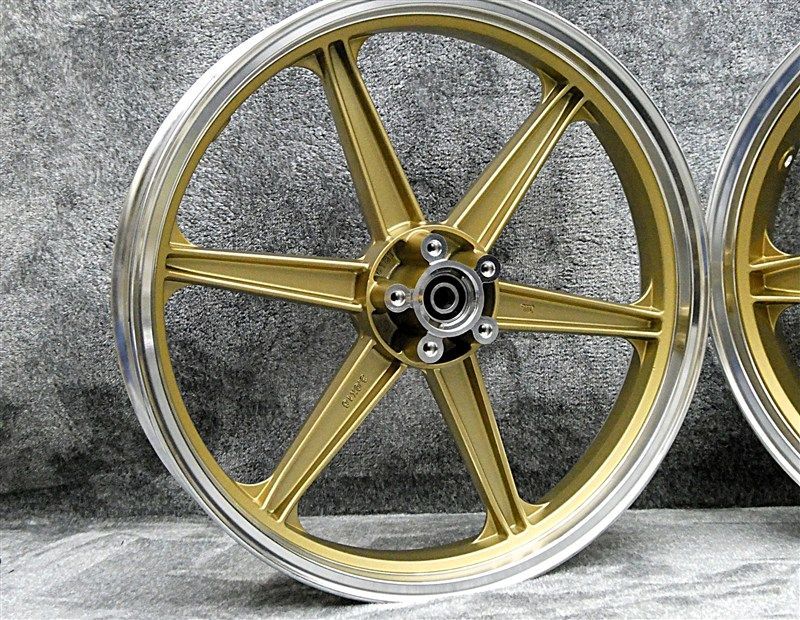 ZRX400 キャストホイール